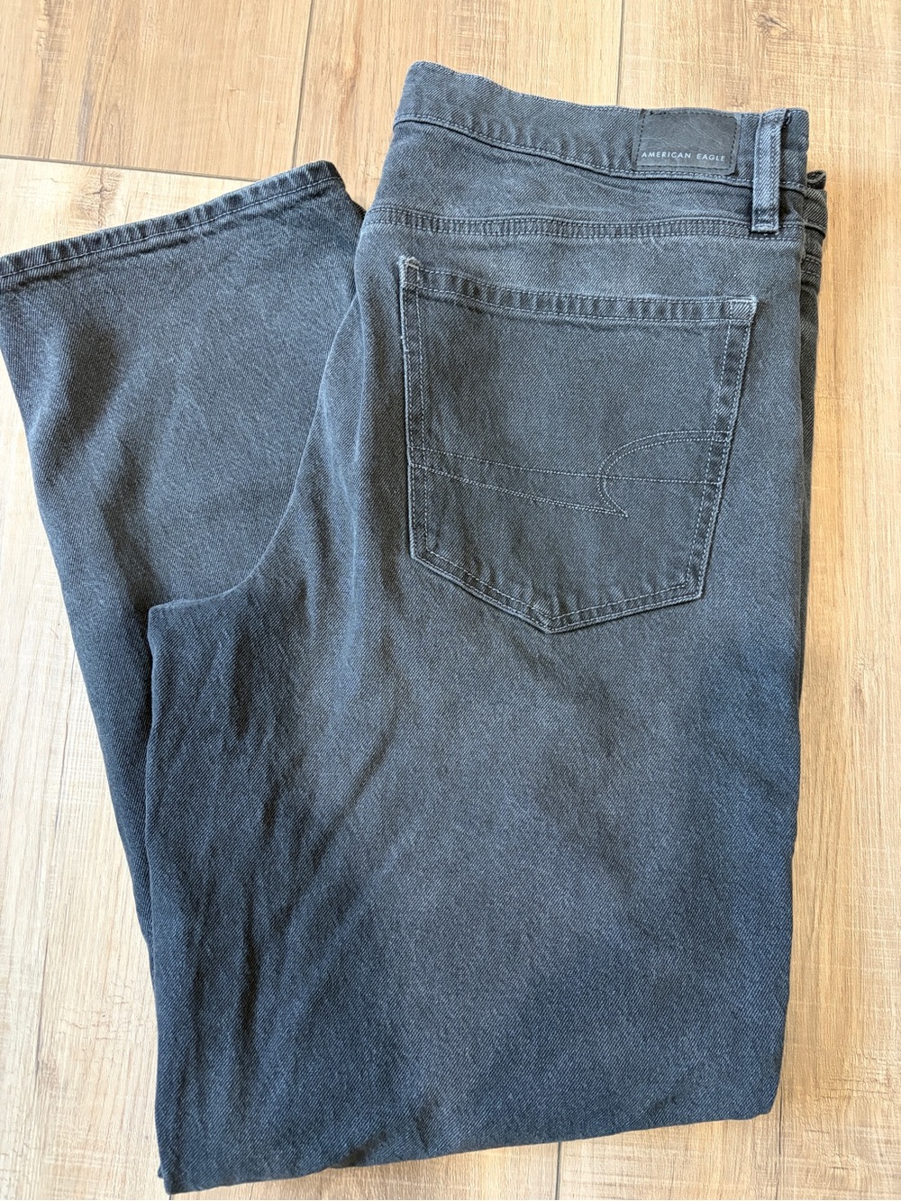 American Eagle Outfitters Women’s Charcoal Straight Jeans